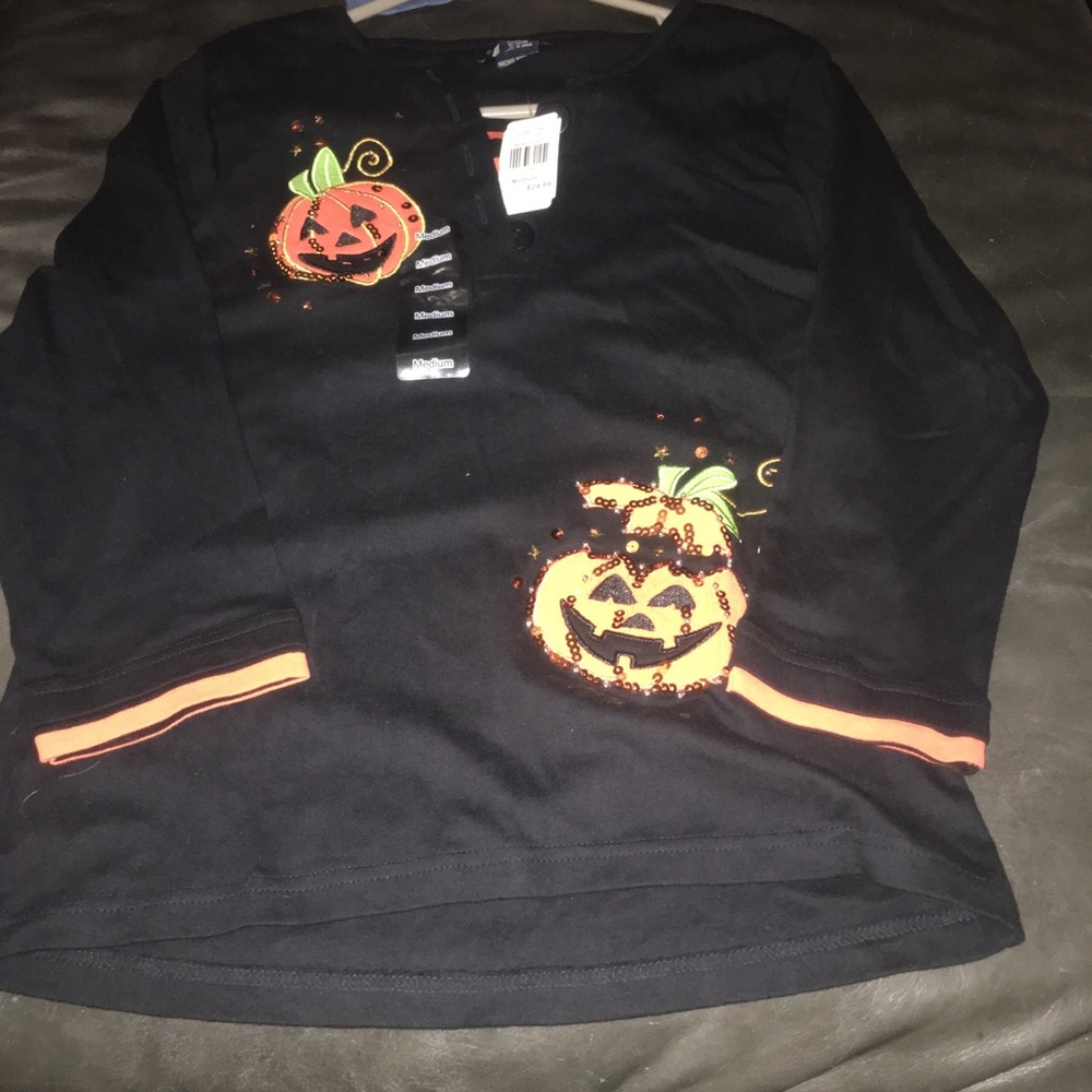 Black Halloween top